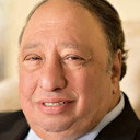 John Catsimatidis als Christopher Galanis