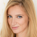 Adriana Vecchioli als Lola