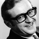 Joe Flynn als Dr. Green