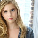 Gabriella Malek als Tasha (singing voice)