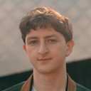George Houston als The Musician