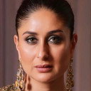 करीना कपूर खान als Priya Singhania