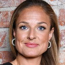 Magdalena Kowalczyk als Self - Host