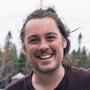 Brandon Hicks als Narrator