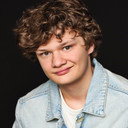 Carter Monahan als Janus Haberman