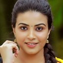Kavya Shetty als Spoorthy