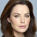 Erica Durance als Gwen