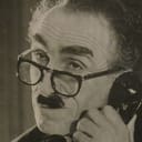 Dadash Kazimov als shoemaker Ahmad