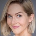 Emily Killian als Jill
