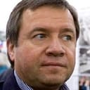 Valentin Yumashev als Self - Politician (archive footage)