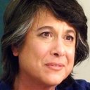 Roe Pacheco als Sally