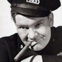 Paul Hurst als Policeman