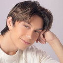 Iñigo Jose als Self - Celebrity Collab Housemate