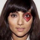 Sampda Sharma als Kråke med rød lue (voice)