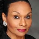 Vivian Reed als Valerie Walker