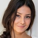 Nora Rios als Deidre