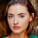 Celia Massingham als Dolores