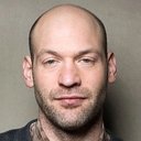 Corey Stoll als Sergeant Burns