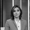 Margaret Brennan als Self - Host