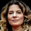 Rifka Lodeizen als Sharon
