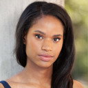 Journee Brown als Lena