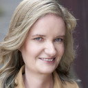 Belinda Aitken als Executive #3