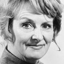 Jean Heywood als Grandma