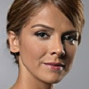 Ayşin Zeren als Siren
