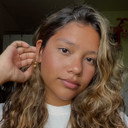 Anna Clara Chaves als Ela Mesma