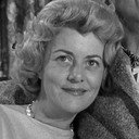 Florence MacMichael als Receptionist (uncredited)
