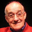 Jim Bowen als Self (archive footage)