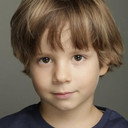 Eric Olaru als Miki (child)
