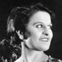 Carmen Phillips als Natchi