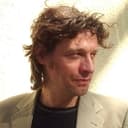 Benjamin Völz als Narrator (German)
