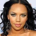 Kiely Williams als Lilly