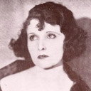 Jane Starr als Lily Everson