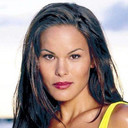 Stacy Kamano als Nghara Frisbie-West