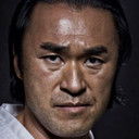 Mak Takano als Japanese Tech #1