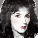 Cléo Ventura als Iara