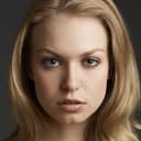 Penelope Mitchell als Vista Mandulbaum