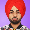 Jordan Sandhu als Mahinder