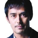 Hiroshi Abe als Kōsaku Tajima