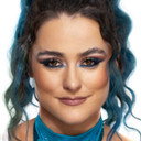 Aoife Cusack als Lyra Valkyria