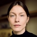 Louise Greggory als Restaurant Waitress
