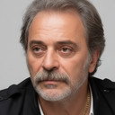 Mustafa Dik als Muhtar'ın Adamı