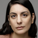 Sabina Khamoshi als Hjälplös patient