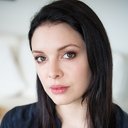 Lise Slabber als Laura