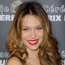 Claire-Lise Lecerf als Belle Sherman