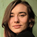 Ana Hartmann als Ana