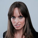 Aeja Goldsmith als Laughing Girl